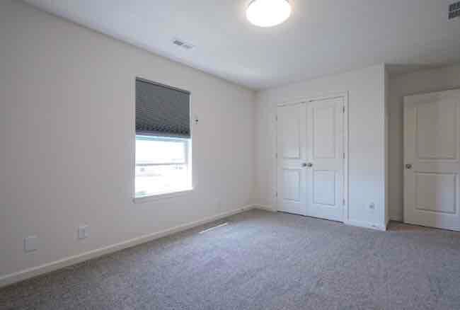 Building Photo - 1160 Colcester Ln