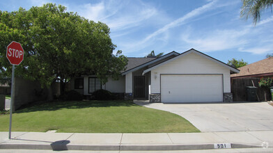 Building Photo - 501 Quail Rock Ave