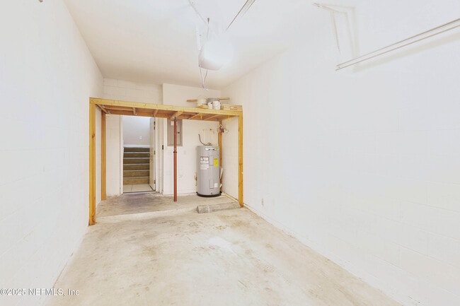 Building Photo - 12301 Kernan Forest Blvd