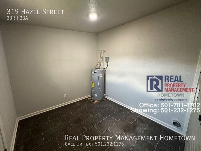 Building Photo - 319 Hazel St