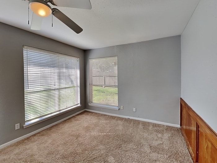 Building Photo - 15727 Cascade Point Dr