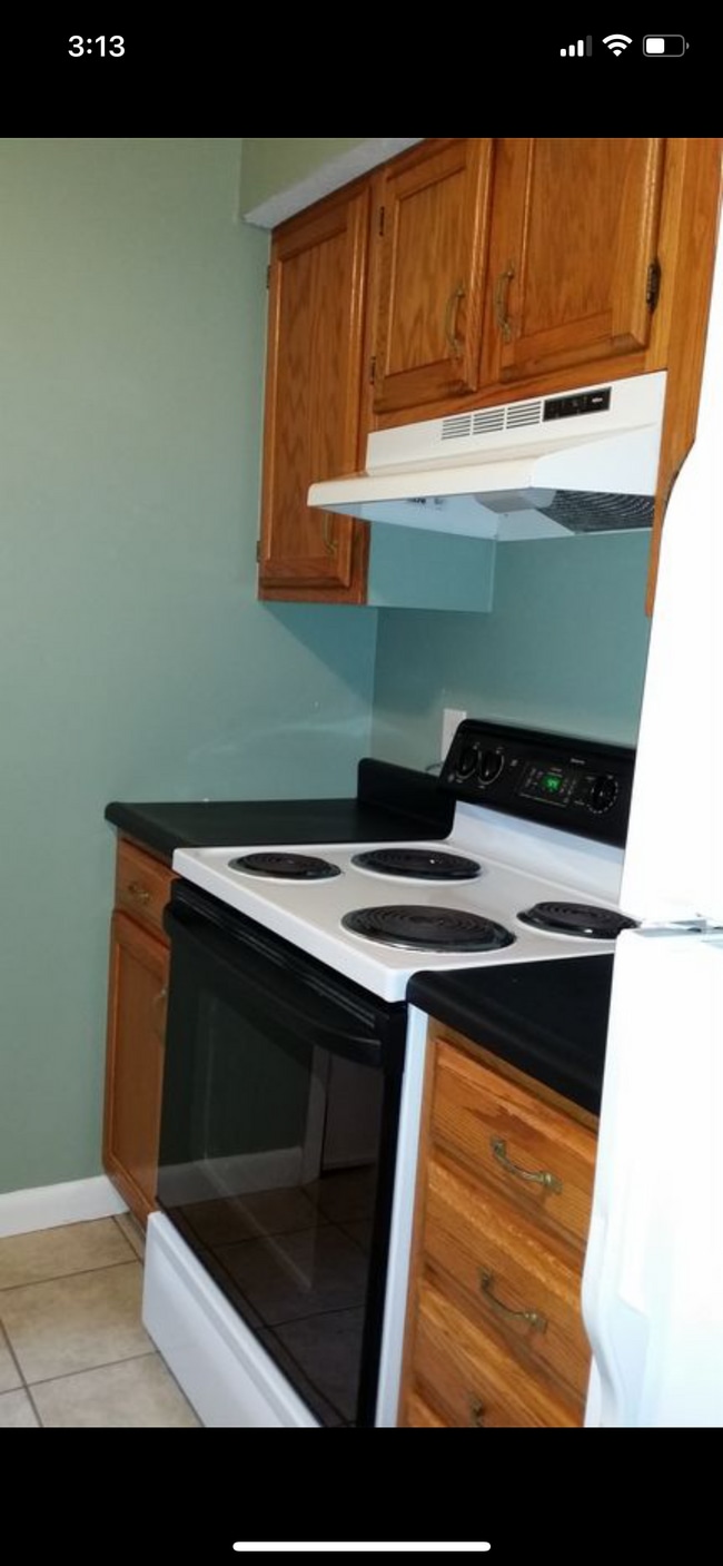 Building Photo - 14 Kelley St