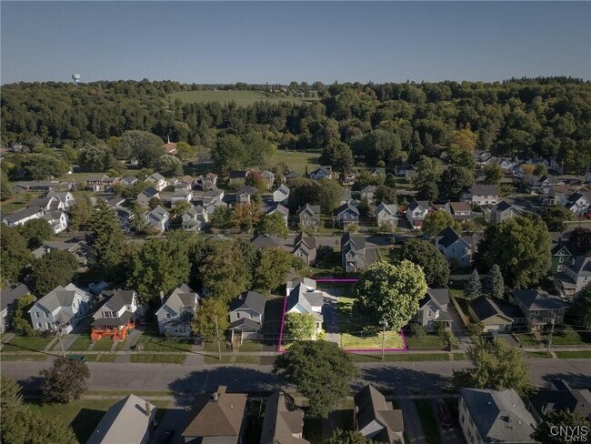 Building Photo - 435 S Hamilton St