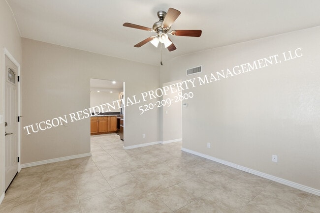 Building Photo - 9712 E Nicaragua Pl