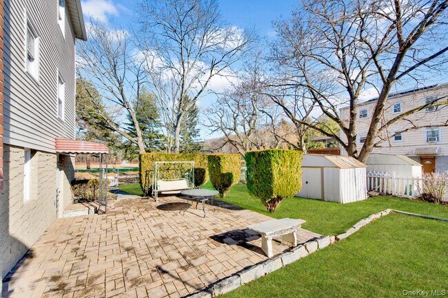 Building Photo - 152 Harrison Ave