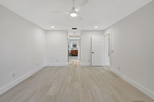 Building Photo - 11287 Vivero Ave