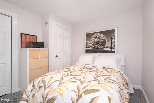 Building Photo - 416 N Cleveland St