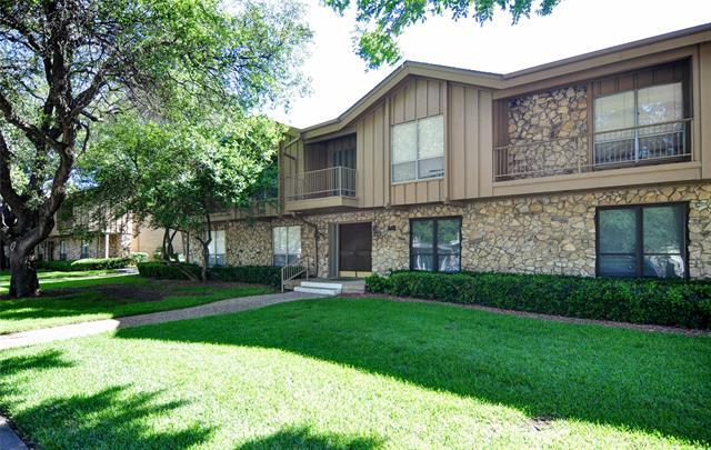 Building Photo - 11400 Park Central Pl