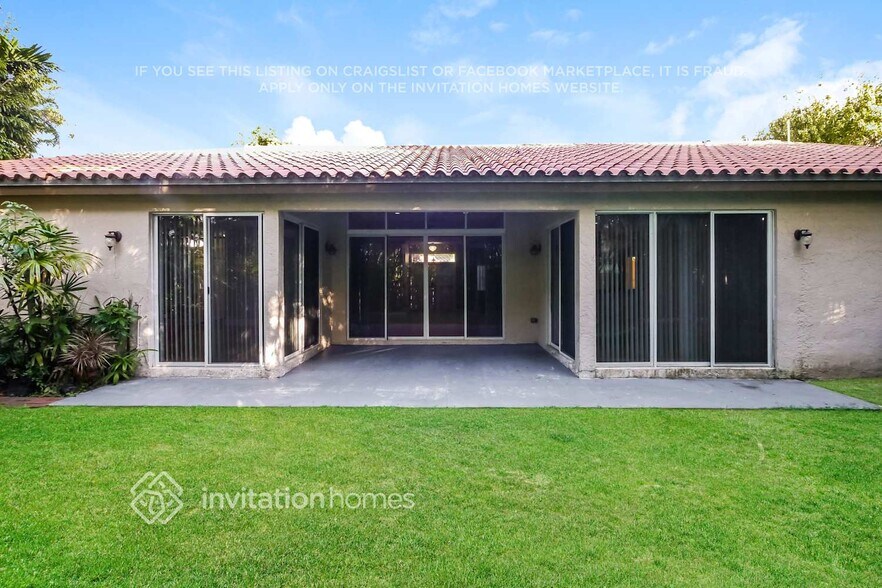 Building Photo - 3464 Barbados Ave