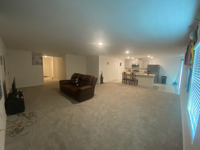 Building Photo - 2327 SW 168th Loop