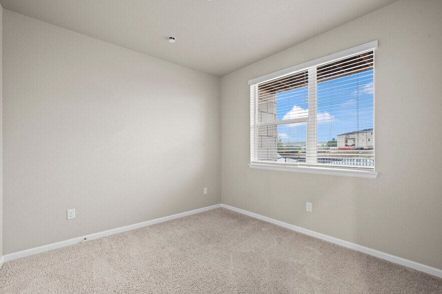 Building Photo - 479 Interlocken Blvd