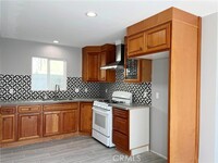 Building Photo - 308 S Olin St