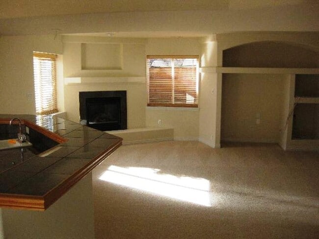 Building Photo - 2075 Rockhurst Blvd