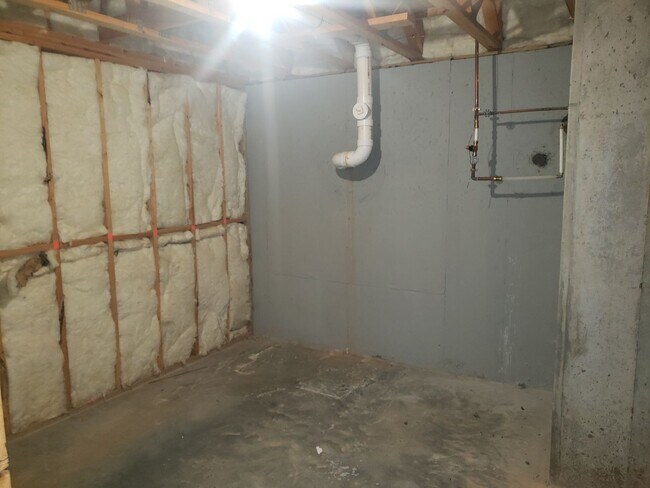 Building Photo - THE GOOD LIFE IN FAIRBURN