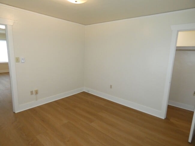 Building Photo - 1022 Caroline St