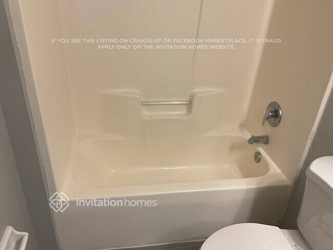 Building Photo - 3924 Talon Crest Dr