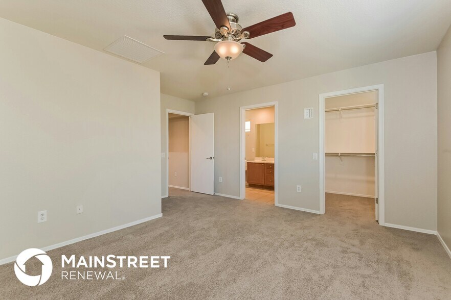 Building Photo - 10559 E Pleasant Pasture Dr