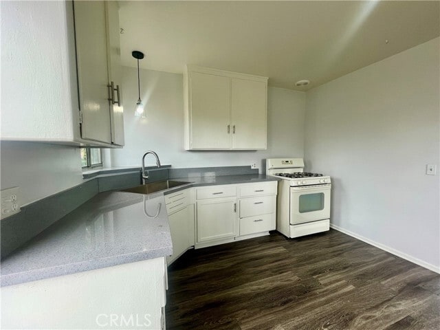 Building Photo - 538 N Fuchsia Ave