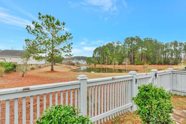 Building Photo - Nexton