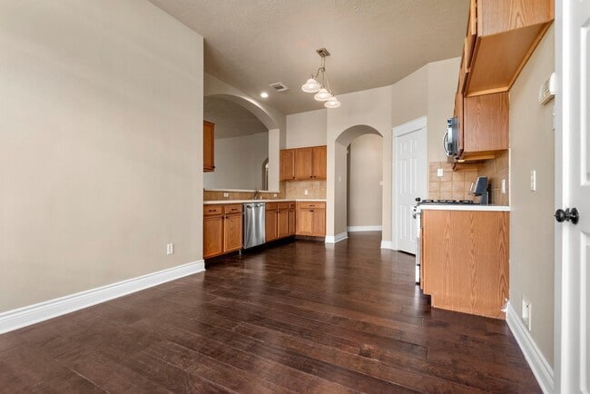 Building Photo - 3610 Hill Family Ln