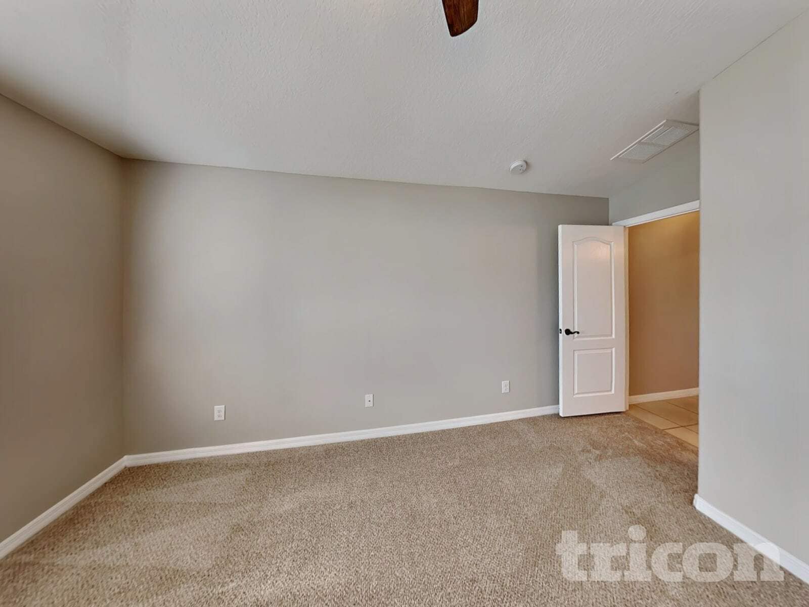 Building Photo - 13928 Reindeer Cir