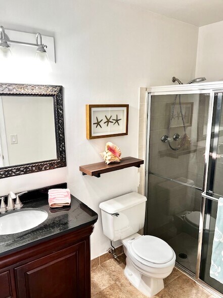 Building Photo - 10323 Boca Bend W