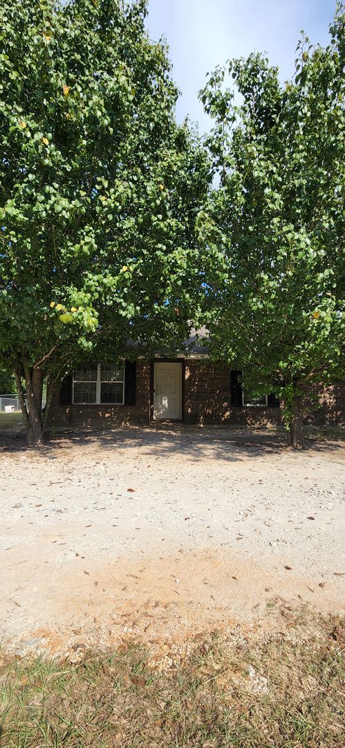 Building Photo - 2262 FM2864