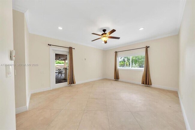 Building Photo - 4920 SW 170th Ave