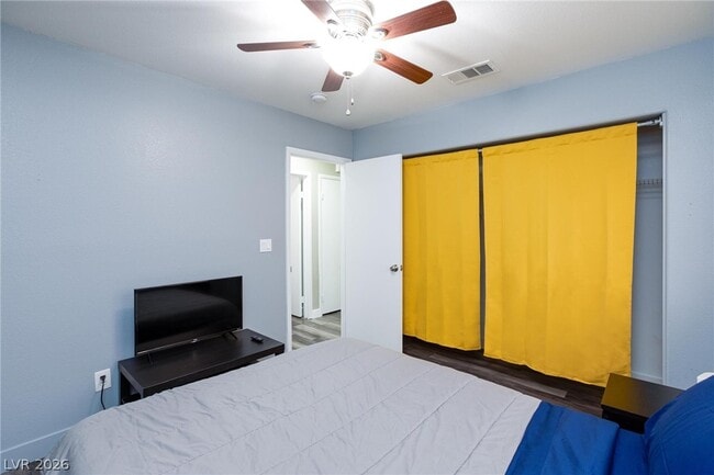 Building Photo - 7571 Kitrin Ct