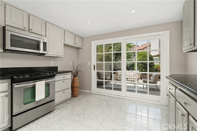 Building Photo - 8405 Sweetwater Cir