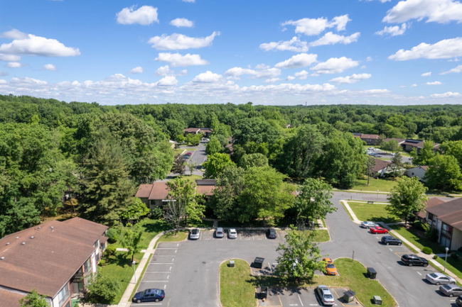 Building Photo - 156 Cross Slope Ct