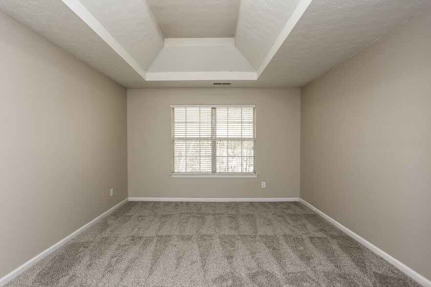 Building Photo - 4253 Kensington Cove