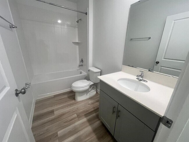 Building Photo - 4527 Wynnstone Dr