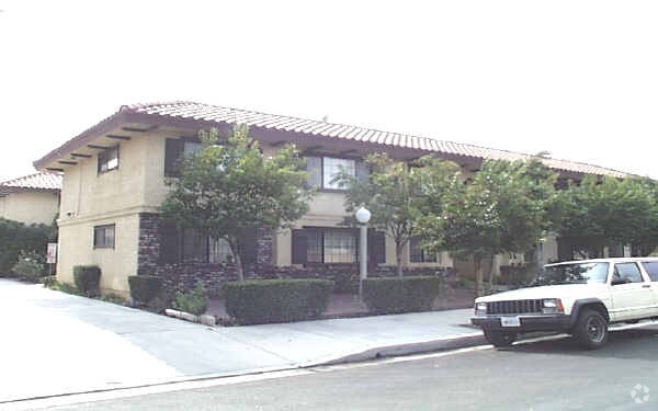 Primary Photo - 27516 Violin Canyon Rd