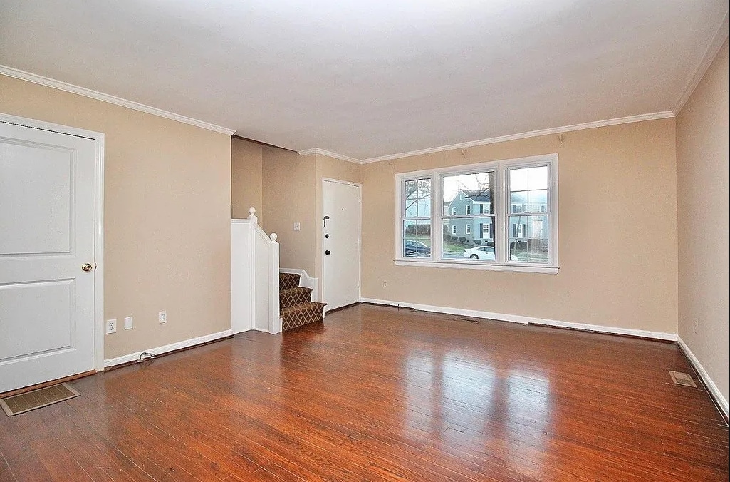 Building Photo - 427 Wakefield Dr