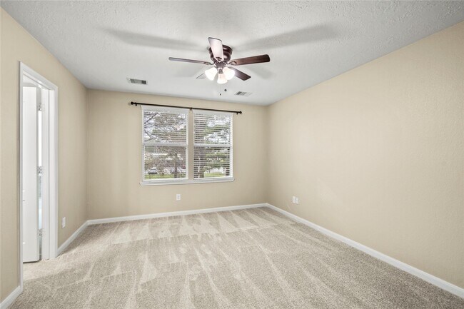 Building Photo - 16131 Sweetwater Fields Ln