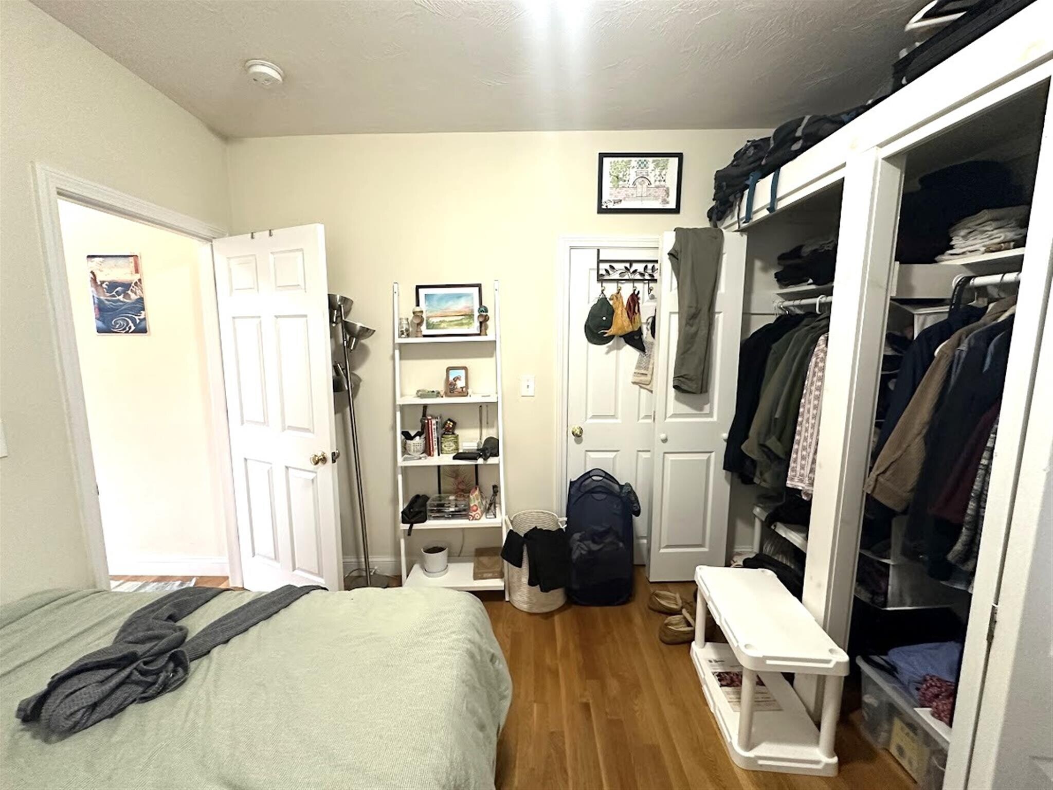 Building Photo - 1056 Cambridge St