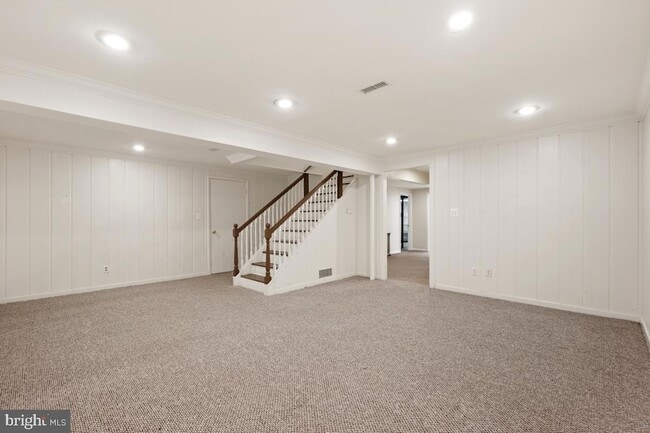 Building Photo - 12027 Devilwood Dr