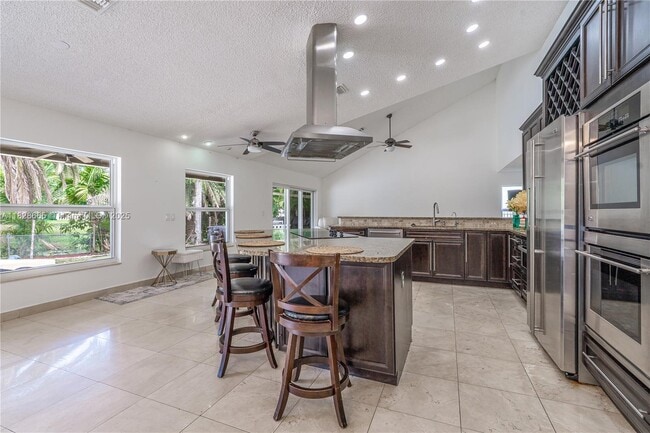 Building Photo - 5452 SW 88th Terrace