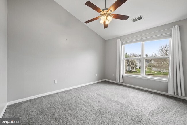 Building Photo - 703 Horse Chestnut Ct