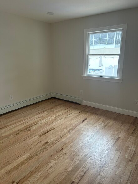 Master bedroom - 32 Almond St