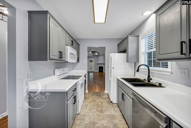 Building Photo - 116 Waverly Point Dr