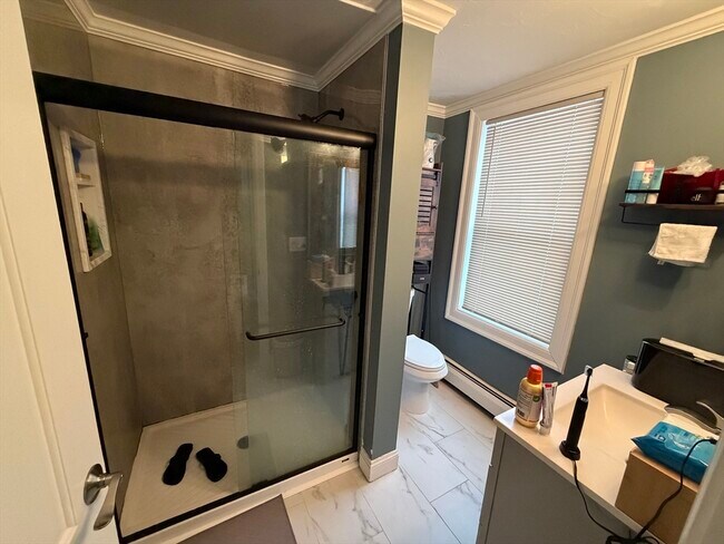 Building Photo - 21 Englewood Ave