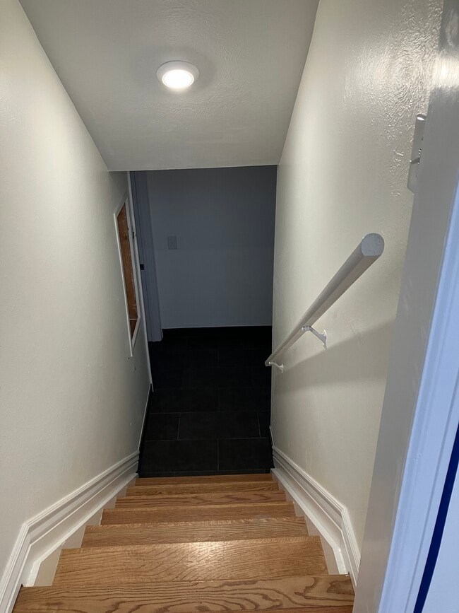 Building Photo - 6531 S Albion Way