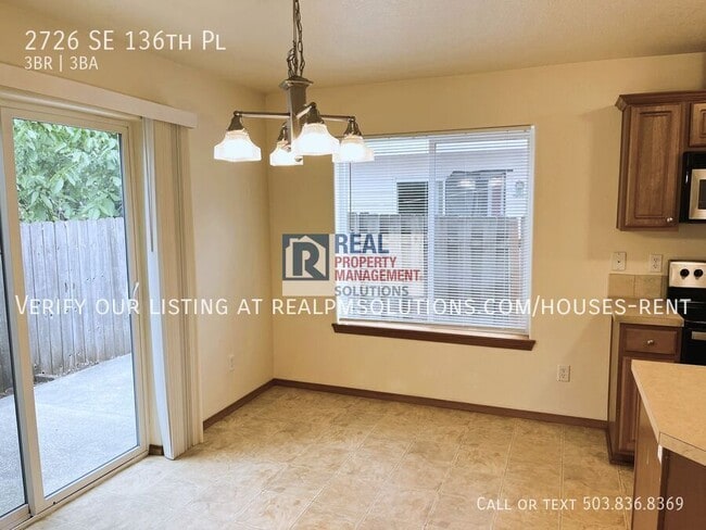 Building Photo - 2726 SE 136th Pl