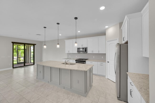 Building Photo - 4995 Cavelletti Rd