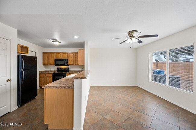 Building Photo - 22749 W Morning Glory St