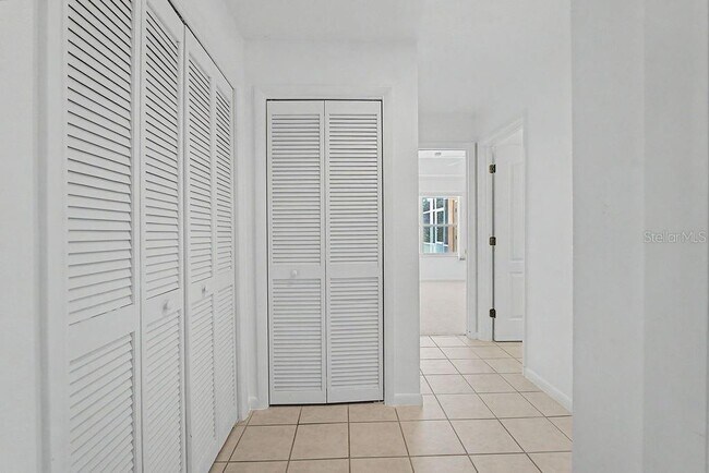 Building Photo - 20811 SW 81st Loop