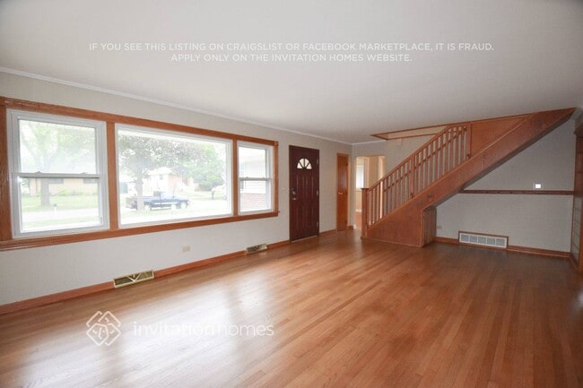 Building Photo - 307 Poplar Ave