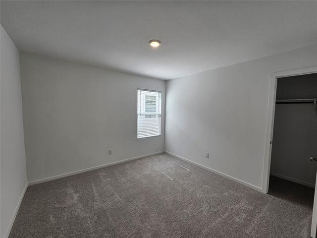 Building Photo - 1813 Equine Retreat Wy